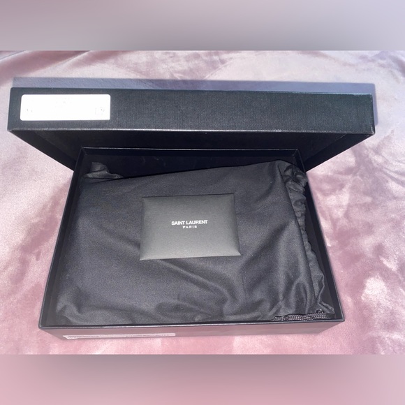 WORN 2x YSL Cassandre Matelassé Chain Wallet In Grain De Poudre Embossed Leather - Picture 7 of 15